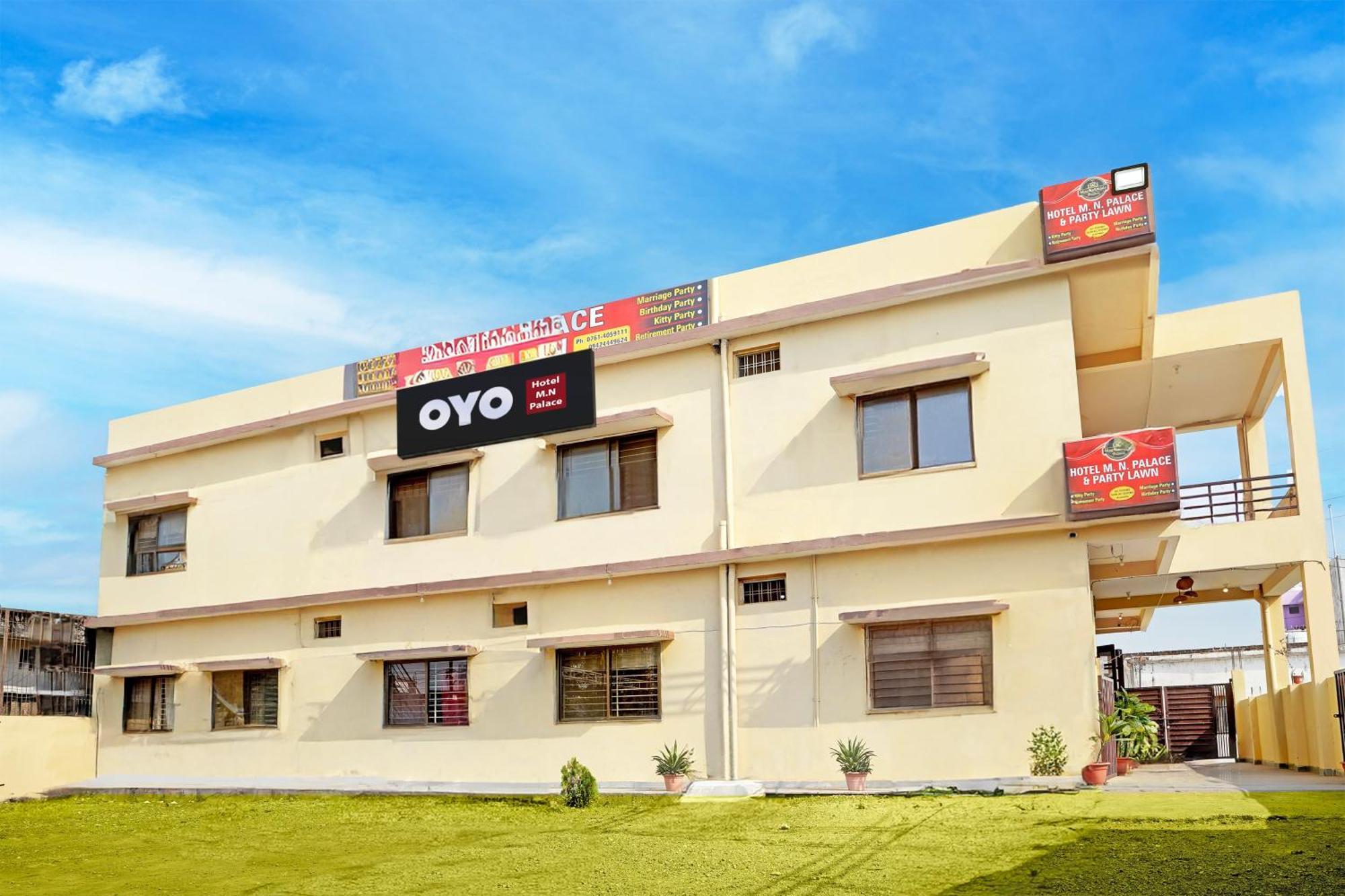 Hotel O M N Palace Jabalpur Bagian luar foto