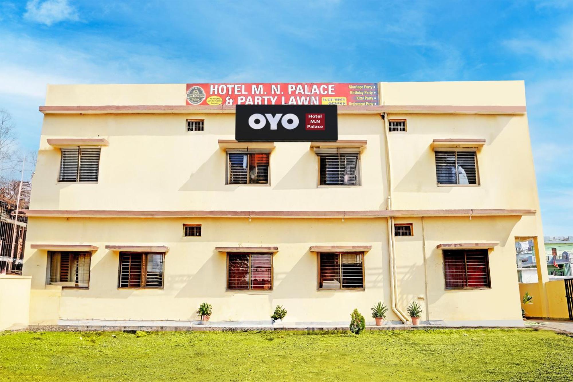 Hotel O M N Palace Jabalpur Bagian luar foto